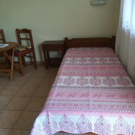 Guest house Theo House 2 Patrichori